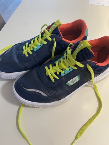 crne nike patike: Patike, Lacoste, veličina - 44