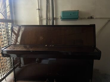 Klavişli alətlər: Piano, Akkord, Akustik, İşlənmiş, Ünvandan götürmə