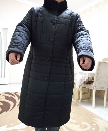 Paltolar: Qadın uzun qış paltosu – qara rəngdə - Model: tikməli, üfüqi kapitone — 10