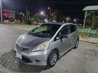 автомобиль хонда фит: Honda Fit: 2010 г., 1.3 л, Автоматтык, Бензин, Хетчбек