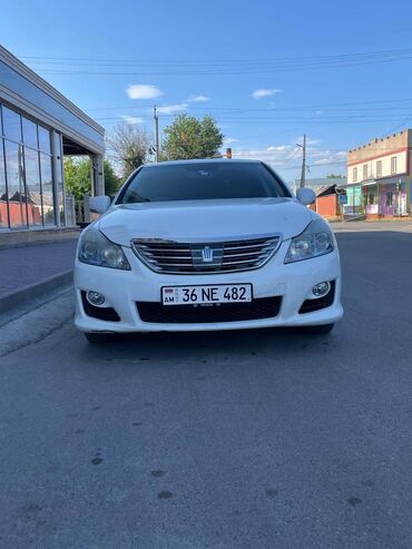 авто аврийном состоянии: Toyota Crown: 2010 г., 3.5 л, Автомат, Гибрид, Седан