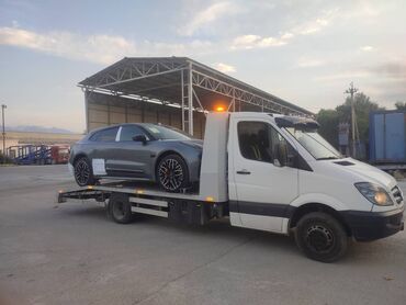 Услуги эвакуатора: Эвакуатор/перевозка авто на платформе - Бортовой эвакуатор Mercedes — 20