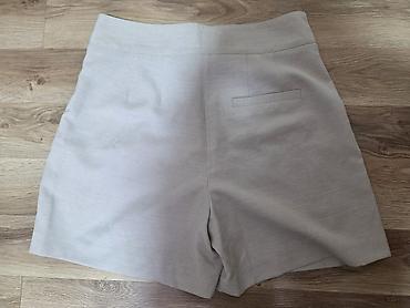 женский брюки: Женские шорты от Dorothy Perkins
Новые, не носились.
Размер 36 EU — 2