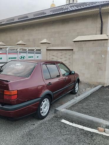 Продажа авто: Volkswagen Vento: 1993 г., 2.2 л, Механика, Бензин, Седан — 2