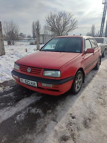 стекло вито: Volkswagen Vento: 1993 г., 1.8 л, Механика, Бензин, Седан — 2