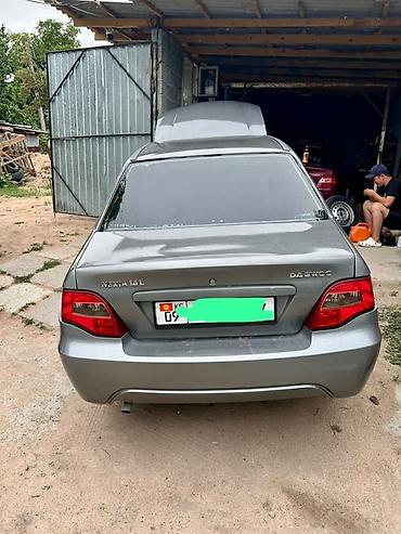 Daewoo Nexia: 2011 г., 1.6 л, Кол менен иштөөчү, Бензин, Седан — 1