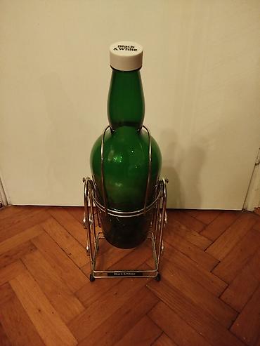 cipelarnik matis: Dekorativna zelena staklena boca flasa sa metalnim stalkom “Black — 1