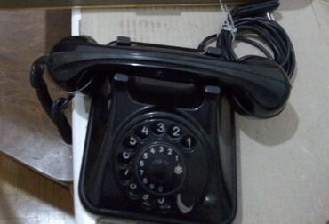 aparat za pritisak: Starinski telefon, u dobrom stanju