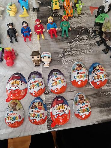 kinder stranger: Kinder kolleksiya nadir fiqurlar daxildir içinə özəlliklə Stranger — 3