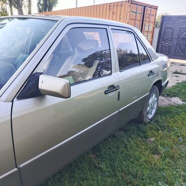 оборудование автомойка: Mercedes-Benz W124: 1991 г., 2.3 л, Автомат, Бензин, Седан