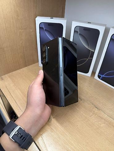 infinix note 60 pro: Samsung Galaxy Z Fold6, Б/у, 512 ГБ, цвет - Черный — 3