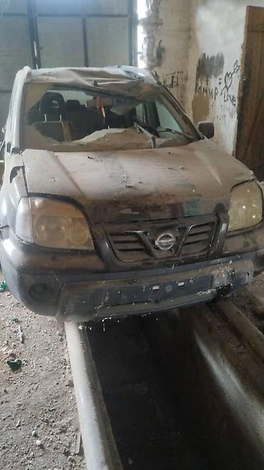 2 4 д: Nissan X-Trail: 2001 г., 2 л, Механика — 2