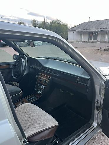 купить атего: Mercedes-Benz W124: 1993 г., 2 л, Автомат, Бензин, Седан — 3