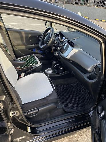 фит 3: Honda Fit: 2010 г., 1.5 л, Автомат, Бензин, Хэтчбэк — 9