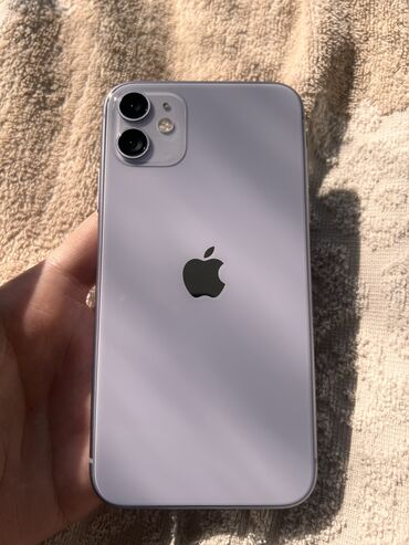 Apple iPhone: IPhone 11, Б/у, 64 ГБ, Чехол, 74 %