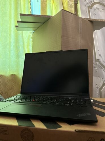Lenovo: Lenovo ThinkPad noutbuku - Model xətti: ThinkPad (qutusu ilə) - — 6