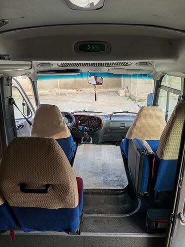 Hyundai: Hyundai County: 3.9 l | 2014 il Mikroavtobus — 10