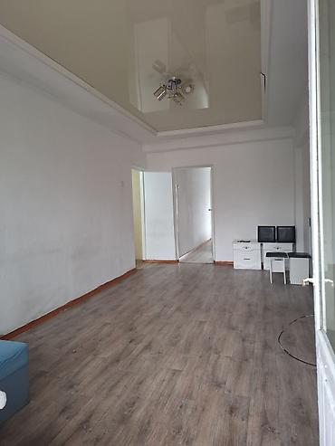 Долгосрочная аренда квартир: 2 комнаты, С мебелью частично — 4