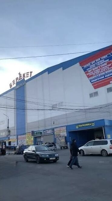 буфер установка: Срочно продаю место в торговом центре Берекет универсал 6 проход 7м кв