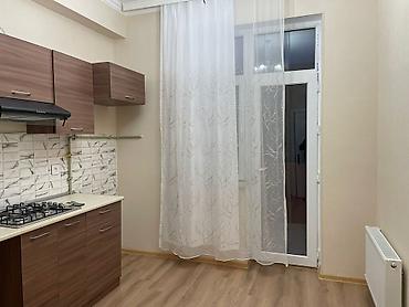 Mənzillər: Menzil 4 otaqlidir 118 kv. iki hamam tualet var.1 qonaq otagi 3 yataq — 5