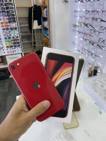 Адаптеры: IPhone SE 2020, 64 ГБ, Красный, Гарантия, Отпечаток пальца, Беспроводная зарядка