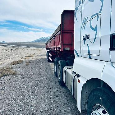 Тягачи: Тягач, Howo, Без прицепа — 6