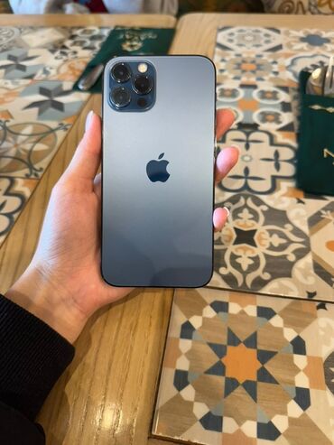 Apple iPhone: IPhone 12 Pro, Pacific Blue