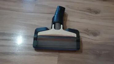 Štapni usisivači: 1. Philips Power Pro Duo potpuno ispravan cena 80€ 2. Philips Power — 13