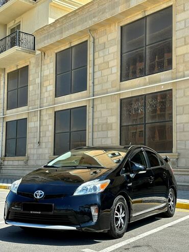 Toyota: Toyota Prius: 1.8 | 2014 il Sedan