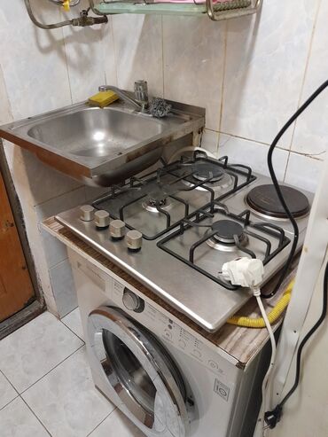 фотостудия советская квартира: Kirayə üçün kiçik, tam mebel və məişət texnikalı otaq-süit. Plan və