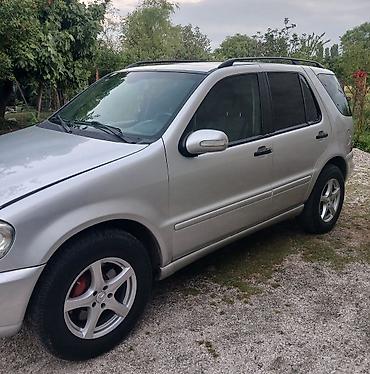 hyundai i30 oluxanası: Mercedes-Benz ML (W163) – gümüşü rəngli, 5 qapılı SUV. Xüsusiyyətlər — 4