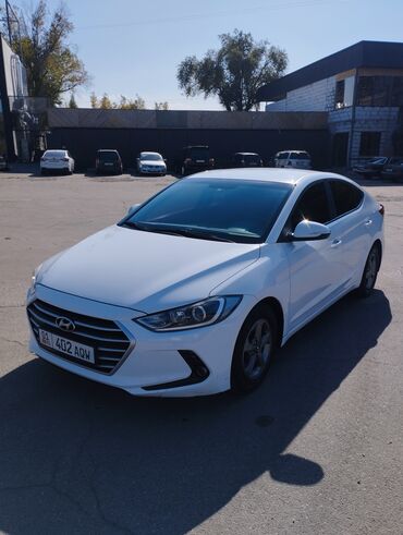 в рассрочку машину: Hyundai Avante: 2017 г., 1.6 л, Автомат, Бензин, Седан