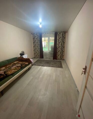 скрябина квартира: 2 комнаты, 46 м², Индивидуалка, 3 этаж, Косметический ремонт