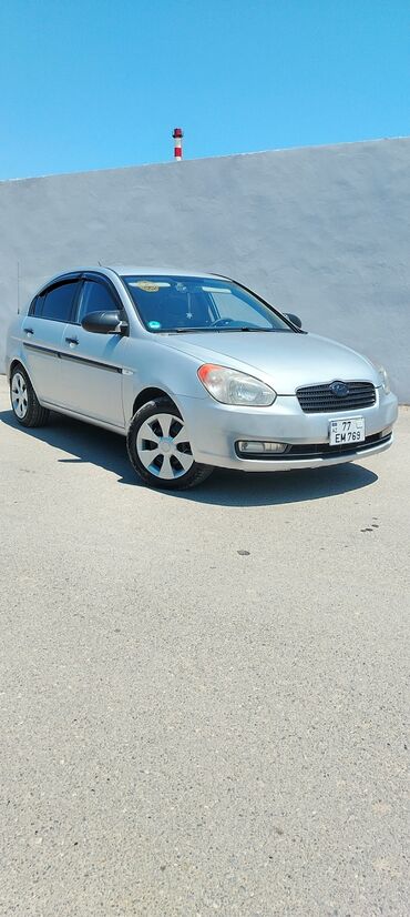 фольксваген поло 1: Hyundai Accent: 1.5 л | 2008 г. Седан