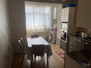 Köhnə tikili: Bakı, 3 otaqlı, Köhnə tikili, m. Əhmədli, 80 kv. m — 9