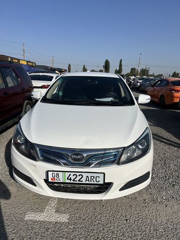 зарядная станция для электромобилей цена: BYD : 2019 г., Электромобиль, Седан