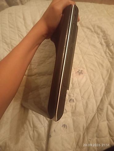 samsung kohnə: Samsung noutbuk Texniki xüsusiyyətlər və portlar: - Korpus: klassik — 2
