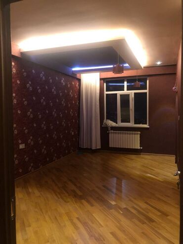 Uzunmüddətli kirayə mənzillər: Xətai rayonu,Neapol krugu yaxınlıqı afrodita şadlıq sarayın yanı.Samed — 9