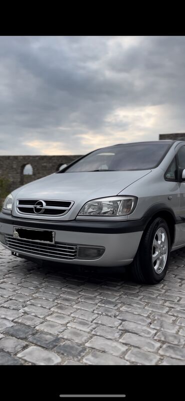 opel zafira satilir: Opel Zafira: 2 l | 2003 il | 184984 km Van/Minivan