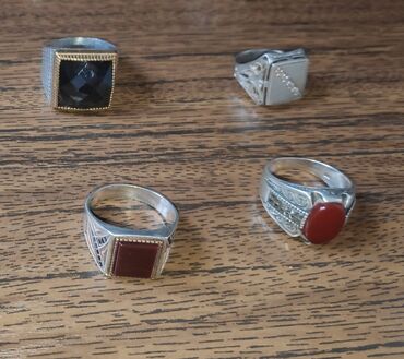 Украшения: Продаю мужские серебряные кольца (перстни).Цена от 2000 сом до 2500
