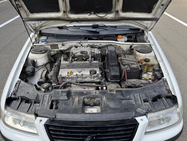 Iran Khodro: Khazar LX sedan - Kuzov: 4 qapılı sedan, ağ rəng - Mühərrik: önqapot — 13