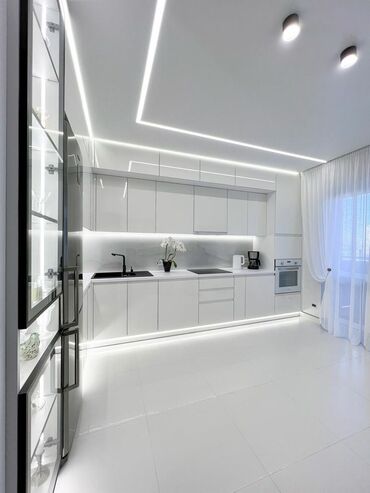 Потолочные работы: Монтаж потолков, Монтаж потолочных плинтусов Больше 6 лет опыта — 7