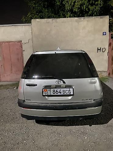 Toyota: Toyota Raum: 1999 г., 1.5 л, Автомат, Бензин, Минивэн — 4