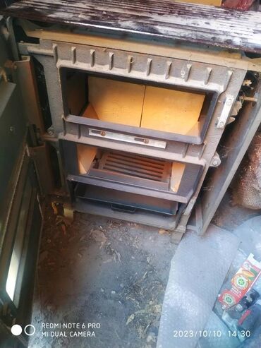газовая печь для отопления частного дома цена: Продаю немецкую новую чугунную печь для дачи,дома не использовалась