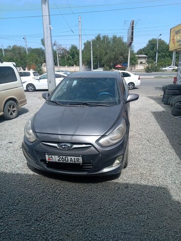 hyundai avante 2011: Hyundai Solaris: 2011 г., 1.6 л, Автомат, Бензин, Седан