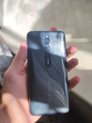 телефон флай стратус 8: Xiaomi Redmi 8, 32 ГБ, цвет - Серый, 
 Сенсорный, Отпечаток пальца, Две SIM карты