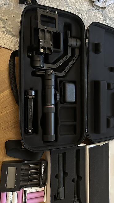 mini motor: Zhiyun Crane 2 peşəkar kamera stabilizatoru dəsti Məzmun: - Zhiyun — 2