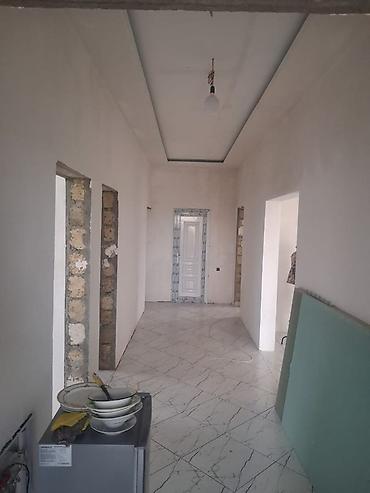 rayal formasinda hovuz: Layihə planı – 1 mərtəbəli fərdi yaşayış evi Ümumi ölçülər: - Evin — 7