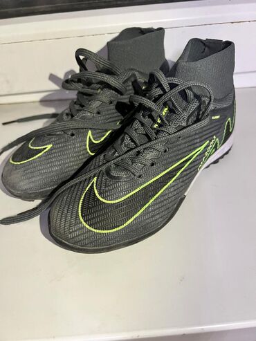 nike air zoom: Продаю сороконожки!Одевали 1 раз б/у, размер не подошёл.Покупали в