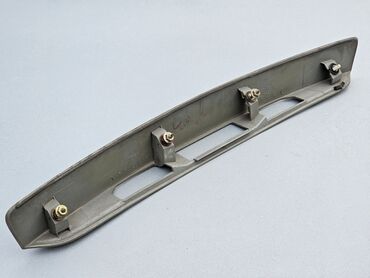 Решетки радиатора: Решетка радиатора Mazda 2005 г., Б/у, Оригинал — 13